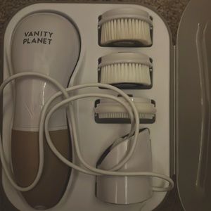 Vanity planet face washing set